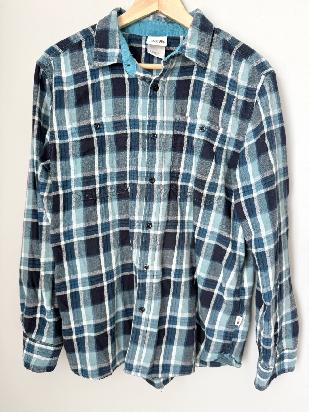 The North Face Men’s Arroyo Lightweight Flannel Button Down Shirt Teal Navy